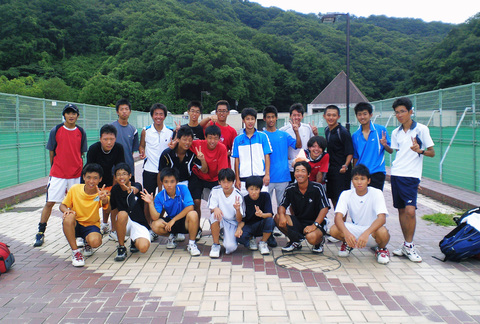 青い鳥浜寺公園テニススクールの仕事のイメージ