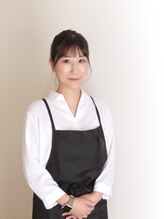 小顔矯正専門サロンQpu静岡店の先輩社員や代表者の画像