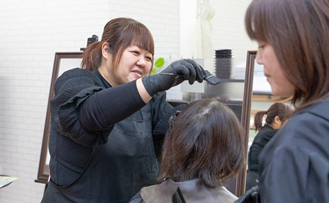 カラーのちから　緑区鳴子北店の仕事のイメージ